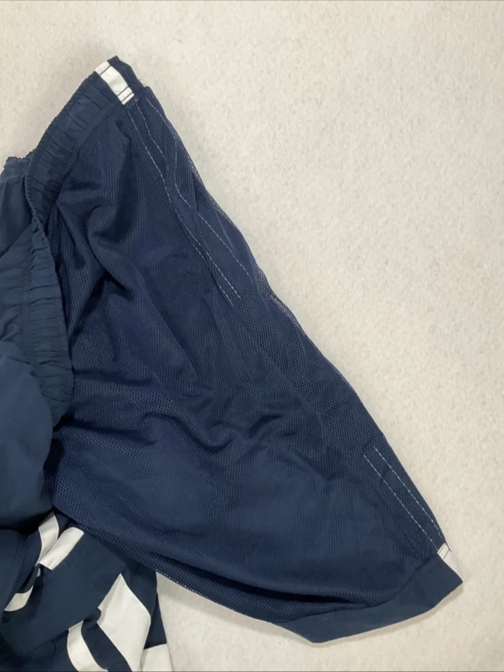 Nike Men’s Lined Shorts Navy with White Striping Pockets Size 2XL Y2K style